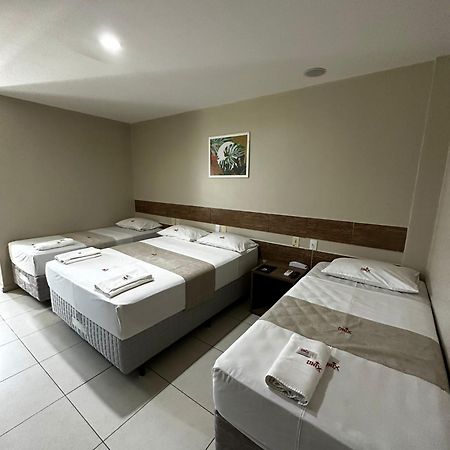 Onix Hotel Aeroporto Lauro de Freitas Esterno foto
