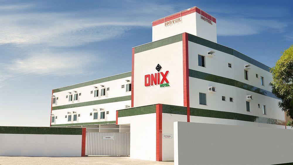 Onix Hotel Aeroporto Lauro de Freitas Esterno foto
